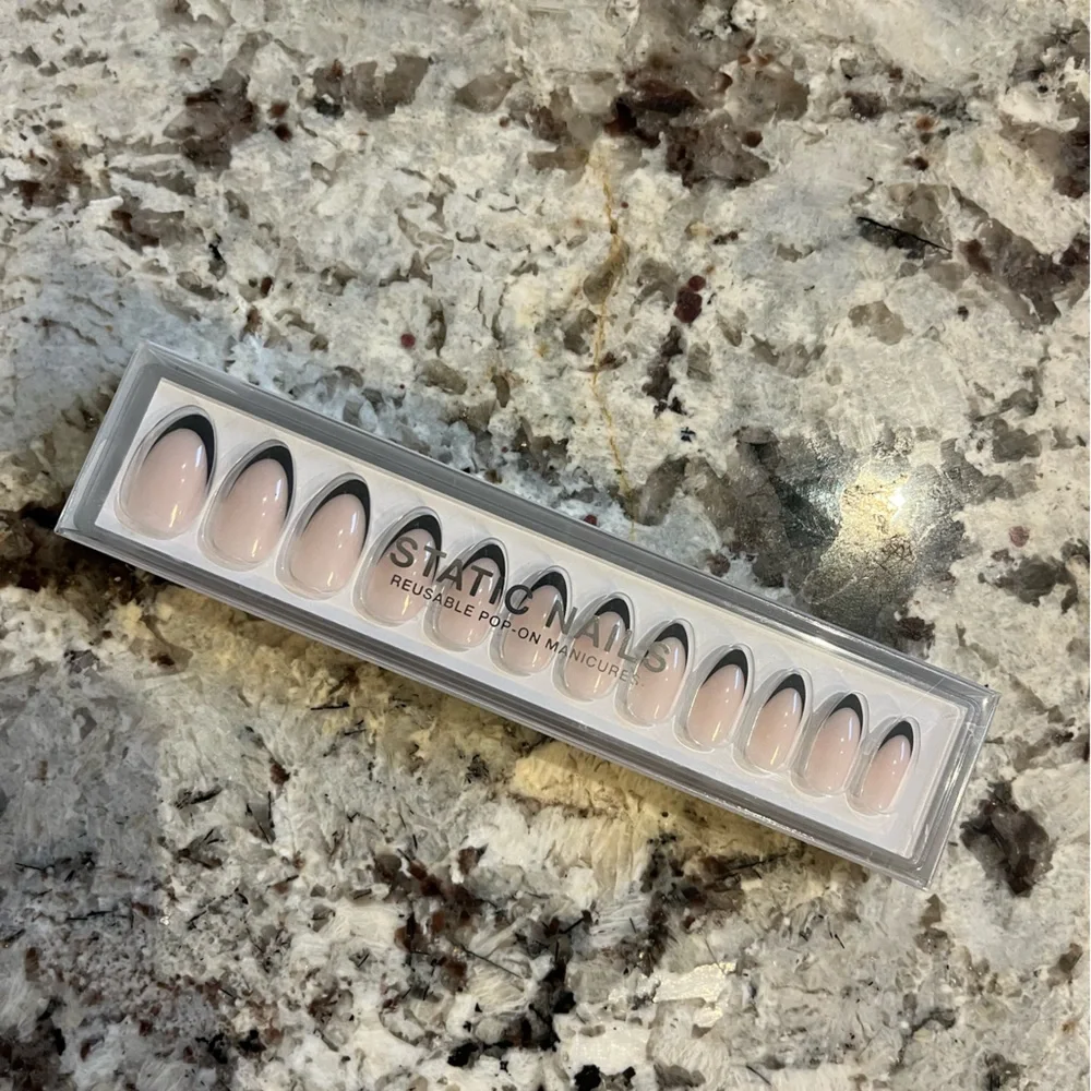 Static Nails Bundle of 3 NIB reusable press on nails - Picture 7 of 8